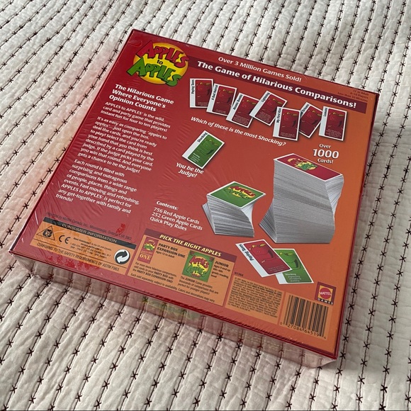 Apples to Apples Party Box, NWT new - Picture 2 of 2
